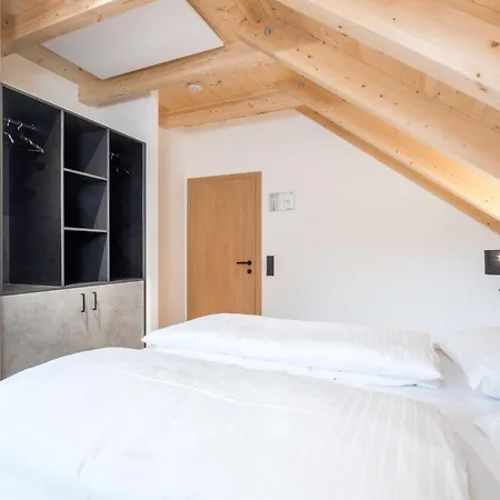 Schletski シャレー *